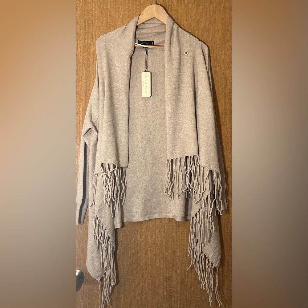 NWT - Sweater Wrap by Love Tree - Size Large